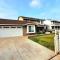 Fontana 4BR 3BA Pet Friendly Home - فونتانا Fontana 4BR 3BA Pet Friendly Home - فونتانا
