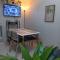 Tres Palmas 2BR Unit Taguig Self-Check-In & Wi-Fi - 马尼拉