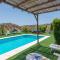 Casa La Fuente Pintá Arenas by Ruralidays