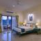 TreeHouse Blue Hotel & Villas