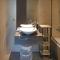 Modern 1BR in AG Tower, Business Bay - Allsopp&Allsopp - Dubaj