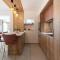 Beautiful Home In Marignane With Wifi - 马里尼亚讷