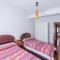 Luminoso apartamento reformado en villa termal
