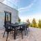 Villa Serenity Luxury Lakeside Manor