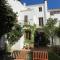 Espectacular casa indiana en primera línea de mar