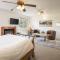 3338 Fairway Loop
