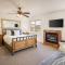 3338 Fairway Loop