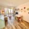 Malù apartment, wifi, private parking and garden in centre