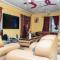Luxurious Akwaaba Villa