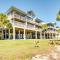 Cedar Key Condo with Balcony and Gulf Views!