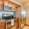 2 Mi to Silver Dollar City Lakefront Branson Gem!