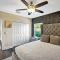 New Designers Dream Delray Beach Oasis Heated Pool, Large Patio, Close to the Ave