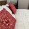 Comfy Studio Flat and Workspace near Ashton-U-Lyne Station - Stalybridge