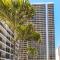 Renovated Ocean View Suite, Near Beach, Free Parking
