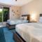 OHANA SPIRIT Captivating KaMilo 4BR Home with Ocean Views Bikes - وايكولوا
