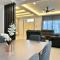 Jk Home Stampin Semi-Detached 10pax 4BedR 3BathR 4Carparks - Kuching