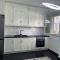 Apartament near beach, with garden