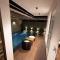 S R Pool Suites