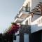 Pelican Bay Hotel