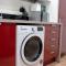 Spacious 1 bed Apartment with workspace, Coffee & FREE secure Parking