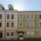 Well-Equipped and Business-Friendly Apartment Near University for Up to 3 Guests - Leoben
