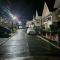 Bed and Breakfast Small Cozy Room with Balcony, T&B, Fast WiFi, Netflix - Baguio