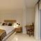Sea, Mountains and Sunsets - Camps Bay Beach Villa