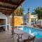 Sea, Mountains and Sunsets - Camps Bay Beach Villa