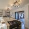 Sea, Mountains and Sunsets - Camps Bay Beach Villa