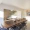 Sea, Mountains and Sunsets - Camps Bay Beach Villa