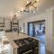 Sea, Mountains and Sunsets - Camps Bay Beach Villa