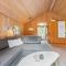 2 Bedroom Lovely Home In Hovborg - Hovborg