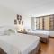 Breezy Waikiki Condo 2 Blocks from the Beach & FREE Parking!