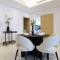 Stunning 2 Bed Apt in Al Warqa - Dubaj