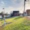 Cozy Water-View Apt in the Heart of Downtown! - Hallowell