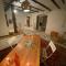 Shotgun Hostel & Guesthouse