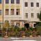 Antique Wohnung am Schloss