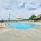 Kimberling City Condo with Lake Views and Pool Access - Kimberling City