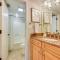 Private Deck and Pool Access Myrtle Beach Getaway! - Мертл-Біч
