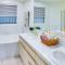 Serene Irvine Retreat with Heated Pool Access! - Irvine