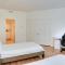 Serene Irvine Retreat with Heated Pool Access! - Irvine