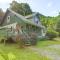 Pet-Friendly Smoky Mountain Getaway with Fire Pit! - Clyde