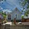 3 bedroom *Downtown* with Firepit