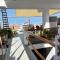 Bravo Hostels: Surf House