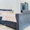 Luxurious Escape - Room LoveSerenity with pool and jacuzzi