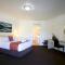 Bowen Inn Motel