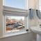 New Intown Waterfront Townhome wPool & Location - 剑桥