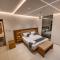 S R Spa Suites