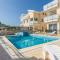 Apartments Funtana with pool - 冯塔纳