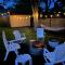 A Cozy Cape house steps to Restaurants & Beaches ~1.4 miles down scenic roads